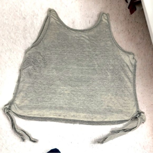 LAKE LOUISE open side tank top- Large - Picture 5 of 6